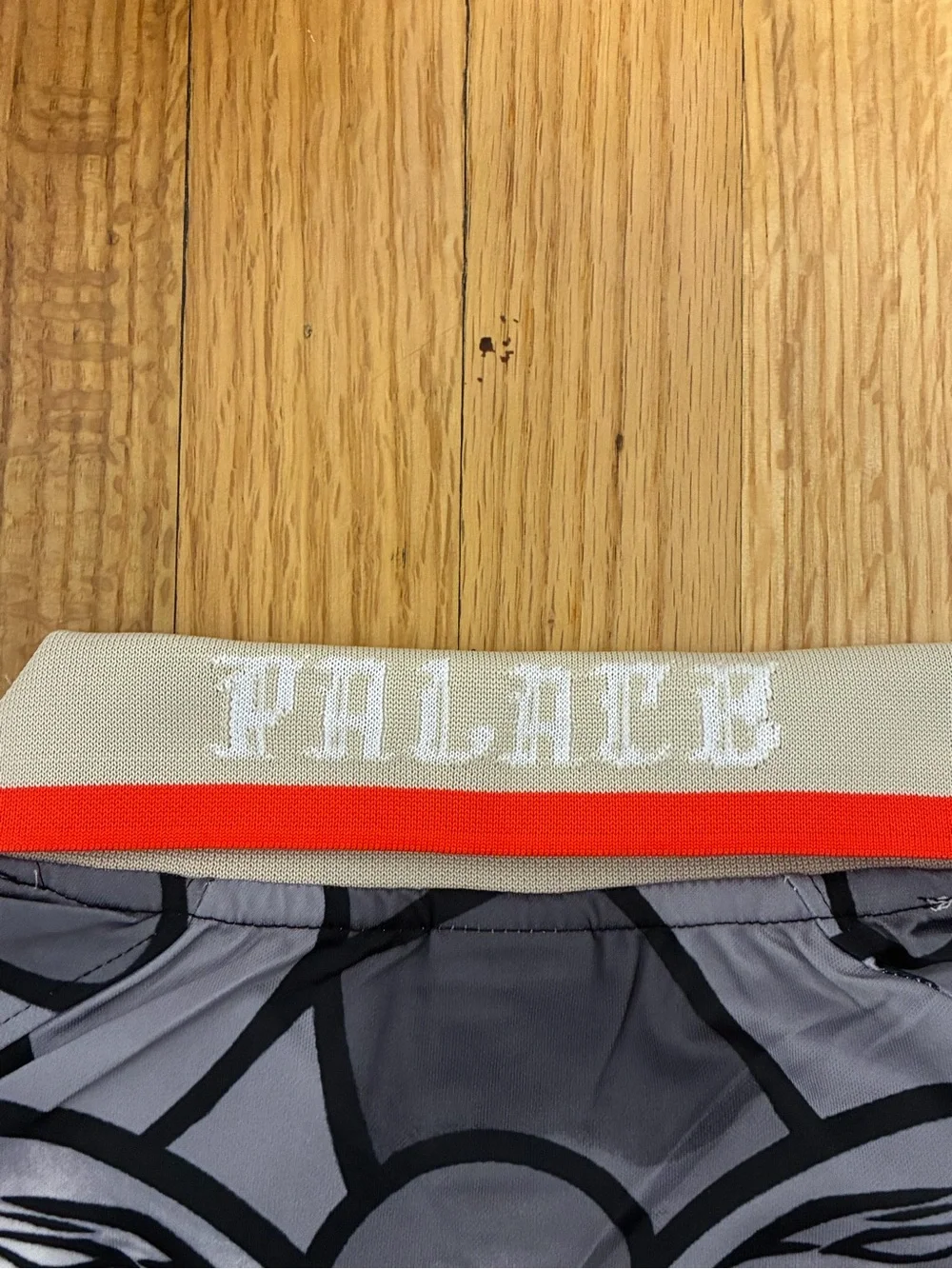 Palace x Nike England Soccer Jersey Gray in size large - Picture 9 of 9